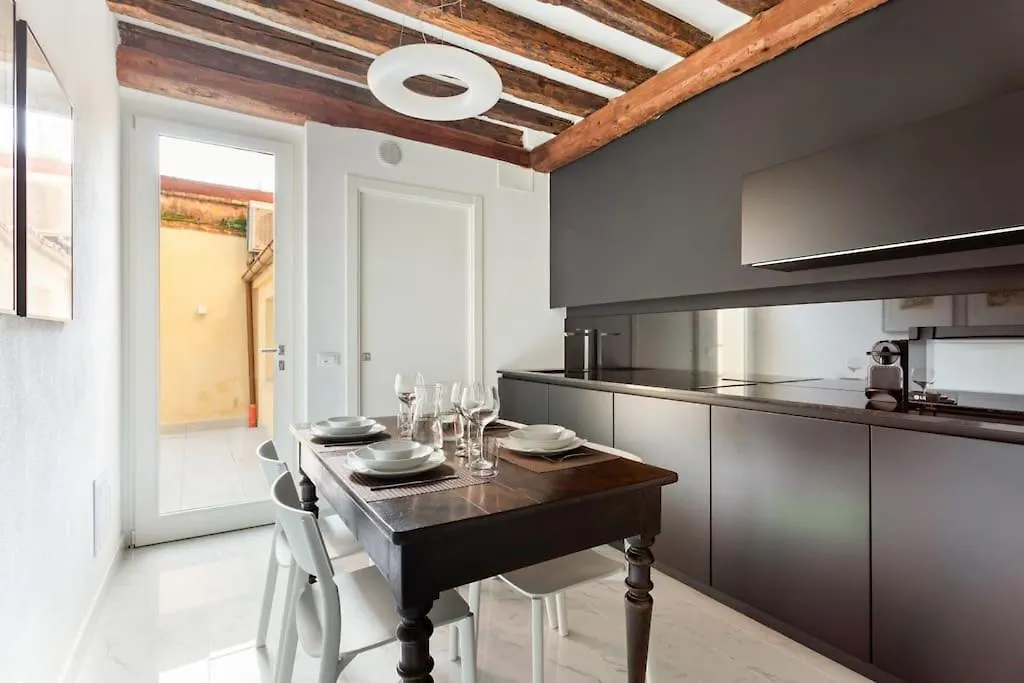 Dimora San Lorenzo Luxury Apartment 威尼斯 0*,